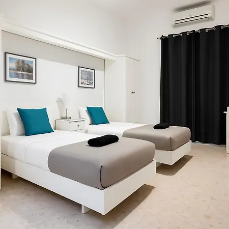 Waterfront Panorama Massive Three Bedrooms Flat 8s Sliema