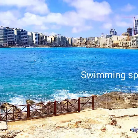 Waterfront Panorama Massive Three Bedrooms Flat 8s * Sliema